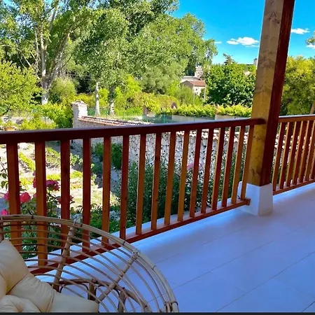 Gaia Holiday home *